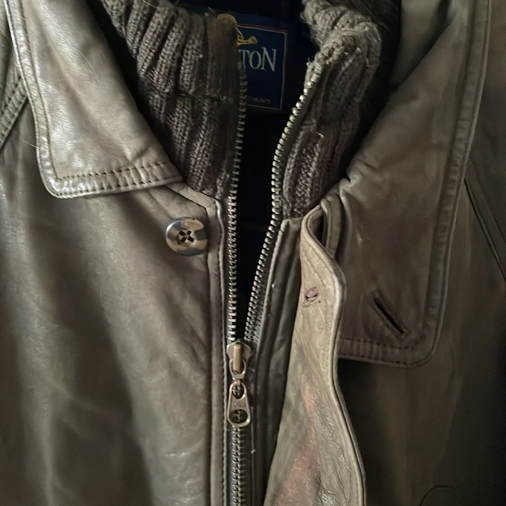 Thornton Bay Leather Jacket Size L/XL